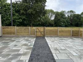 Fence pathway